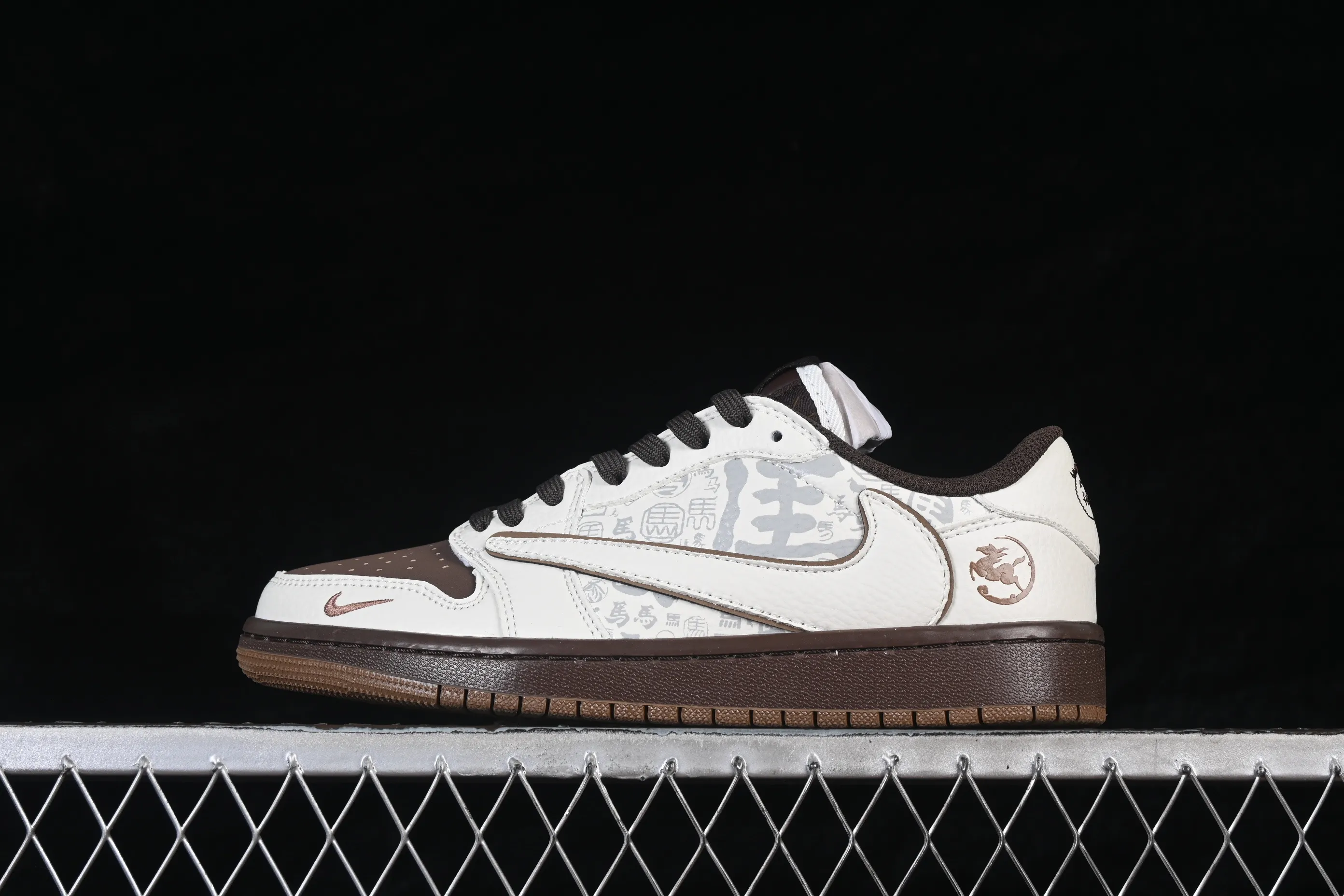 All categories Air Jordan Jordan series basketball shoes Air Jordan 1 Low High-end customized low-top sneakers Travis Scott x Fragment Design x Air Jordan 1 Low OG SP AJ1 Joe 1 Year of the Horse limited white brown moire low-top cultural casual sneakers NH0601-061